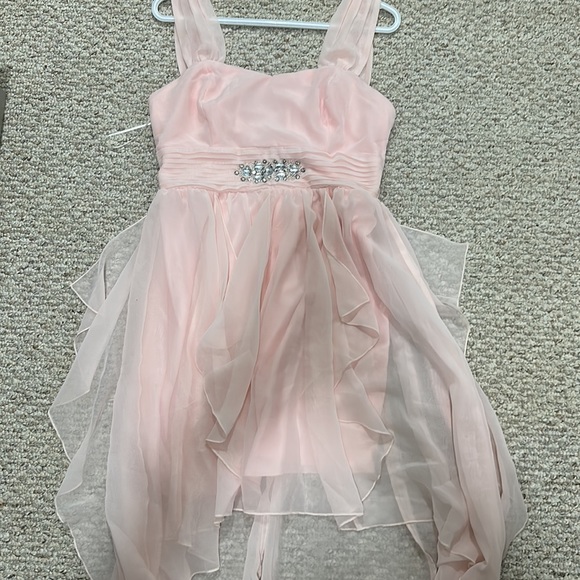 High-Low Chiffon Dress - Picture 2 of 3